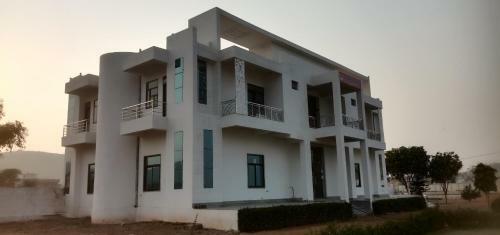 Hostal Surya Mahel Garden