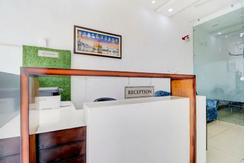 Capital O 79471 Hotel Sekhon