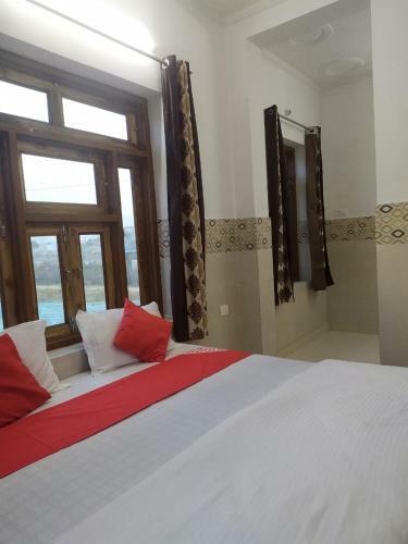 Hotel Surya Villa Resort