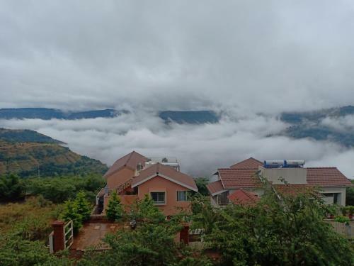 Riyansh Villa