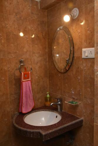Villa Quinte Hills Residency