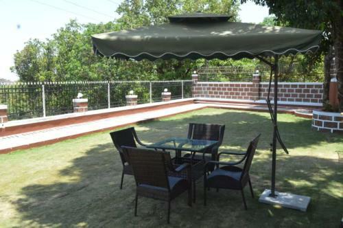 3 Bhk Villa With Swimming Pool In Panchgani