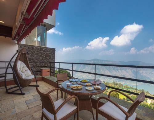 Villa Saffronstays Aurelia