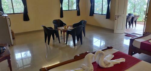 Hostal Silvermist Cottage