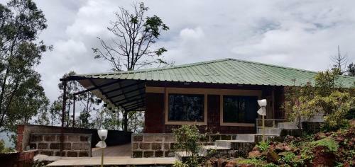 Hostal Silvermist Cottage