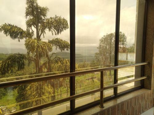 Hotel Panchgani Crown