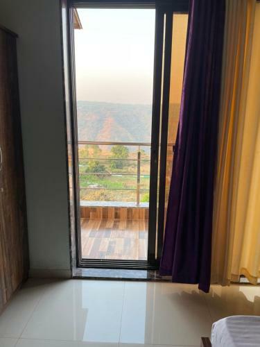 Hotel Mountain Capital By Ilif