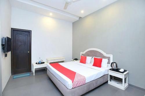 Capital O 23498 Hotel Jane Royale