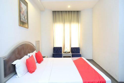 Capital O 23498 Hotel Jane Royale