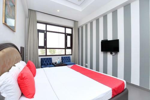 Capital O 23498 Hotel Jane Royale
