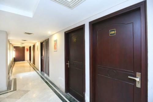 Capital O 23498 Hotel Jane Royale