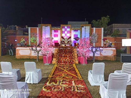 Hotel Aashirwad Garden & Resort
