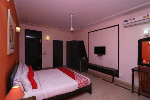 Hotel Oyo 87297 Conclave Inn