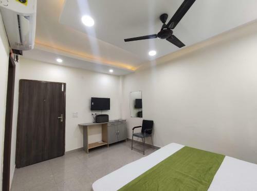 Hostal Hotel Aegis Stay