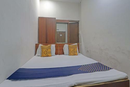Spot On 81126 Hotel Indrashan
