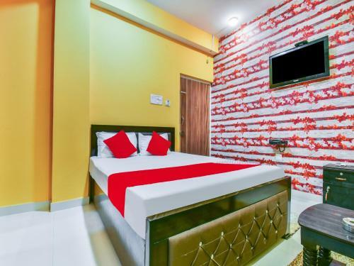 Oyo 82602 Hotel P Shahi