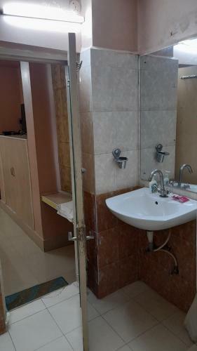 Hotel Petals Inn, Patna