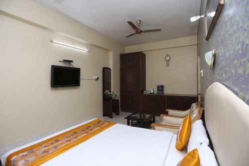 Oyo 4103 Apartment Atithi Ashray