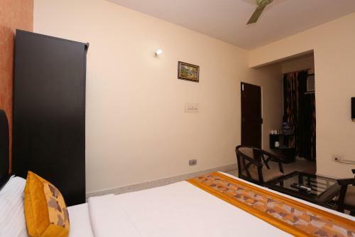Oyo 4103 Apartment Atithi Ashray