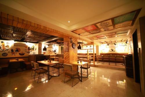 Hotel Capital House