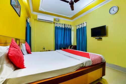 Hotel Oyo 71218 Rudra Homes