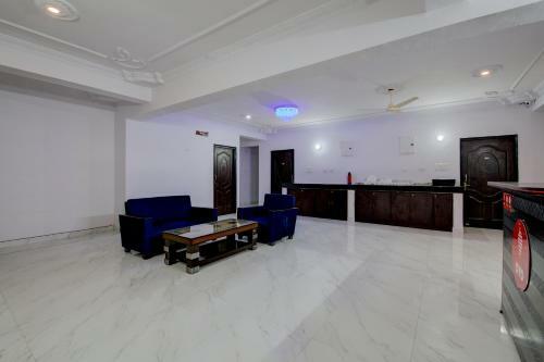 Hotel Oyo 16360 Green Homes