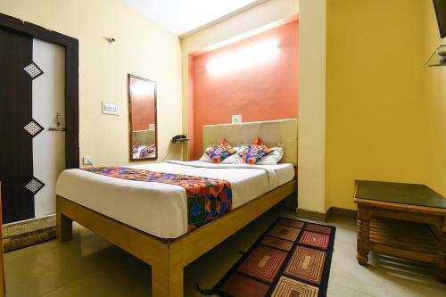 Fabhotel Dp International