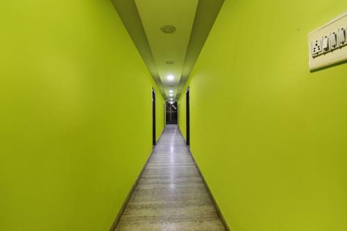 Fabhotel Dp International