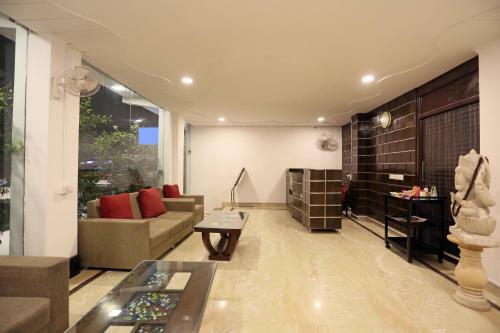 Oyo 688 Hotel Marina