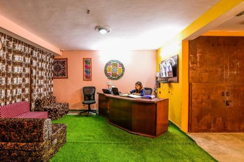 Oyo 24298 Hotel High Sky