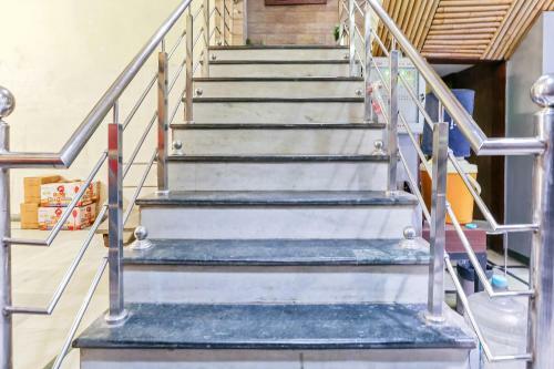 Hotel Townhouse 631 R K Ashram