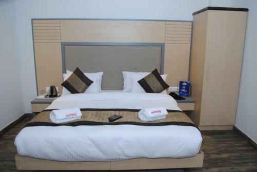 Hotel Superb Near New Delhi Railway Station