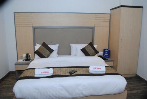 Hotel Superb Near New Delhi Railway Station