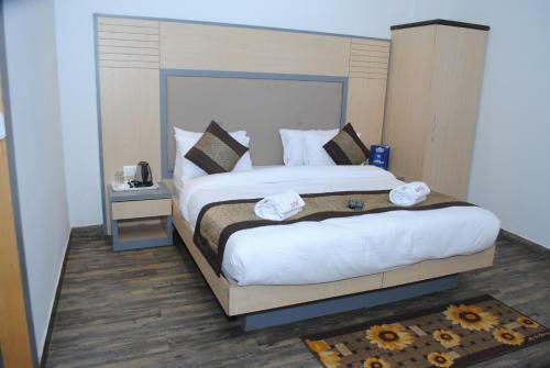 Hotel Superb Near New Delhi Railway Station