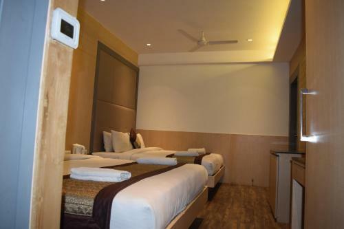 Hotel Superb Near New Delhi Railway Station