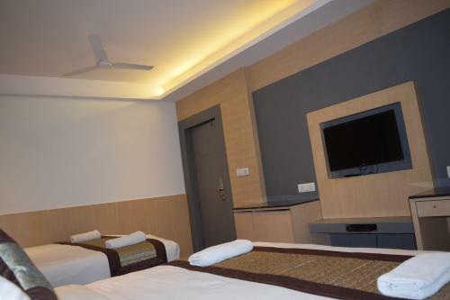 Hotel Superb Near New Delhi Railway Station