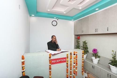 Hotel Oyo 28715 Acclaim
