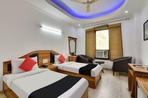 Capital O 44526 Hotel Tjs Royale