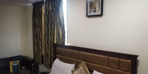 Hotel Adb Rooms Metro Plaza