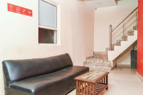 Hotel Oyo 15664 Airport Zone