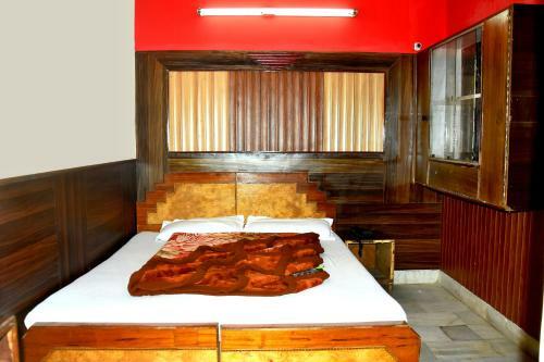 Hostal S R Palace