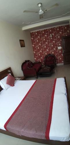 Bed & Breakfast Hotel Home Stay Dwarka