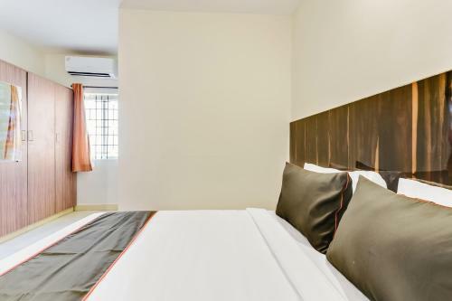 Hotel Collection O 40640 Excel In Naraina Vihar