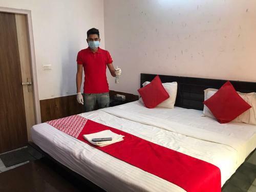 Hotel Oyo 46441 Five Star Residency