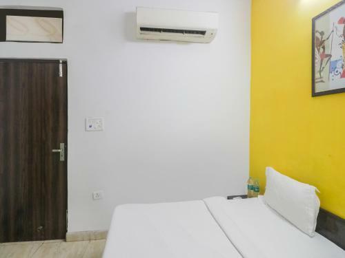 Hostal Vaccinated Staff - Oyo 78805 Decent Cozy Inn