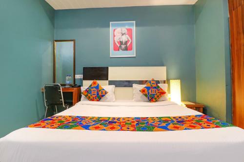 Fabhotel Church House
