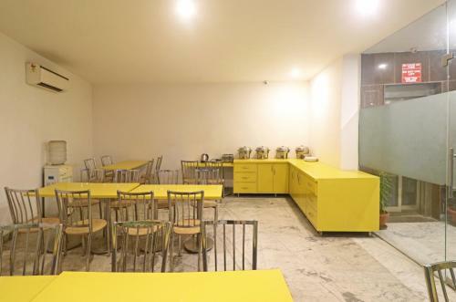 Hotel Happy Stay