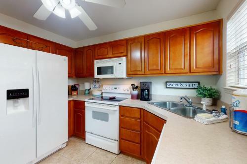 Paradise In The Palms