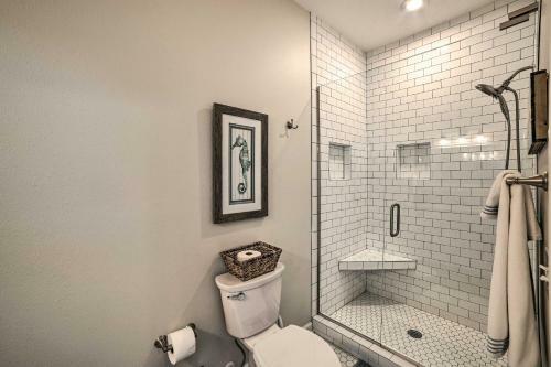 Upscale Ocean View Getaway - Walk To Beach!