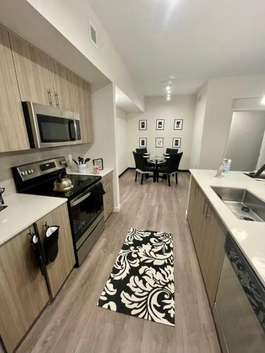 Two Bedroom Two Bathroom Apartment Near Hard Rock Stadium